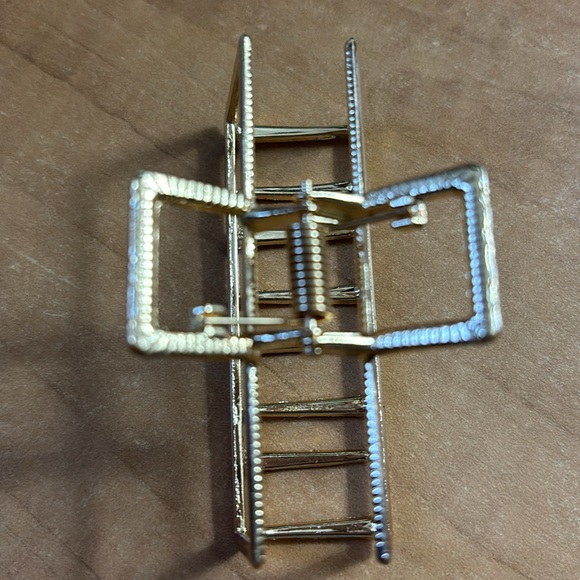 #004 Mini Square Metal Hair Claw Clip - Picture 4 of 4